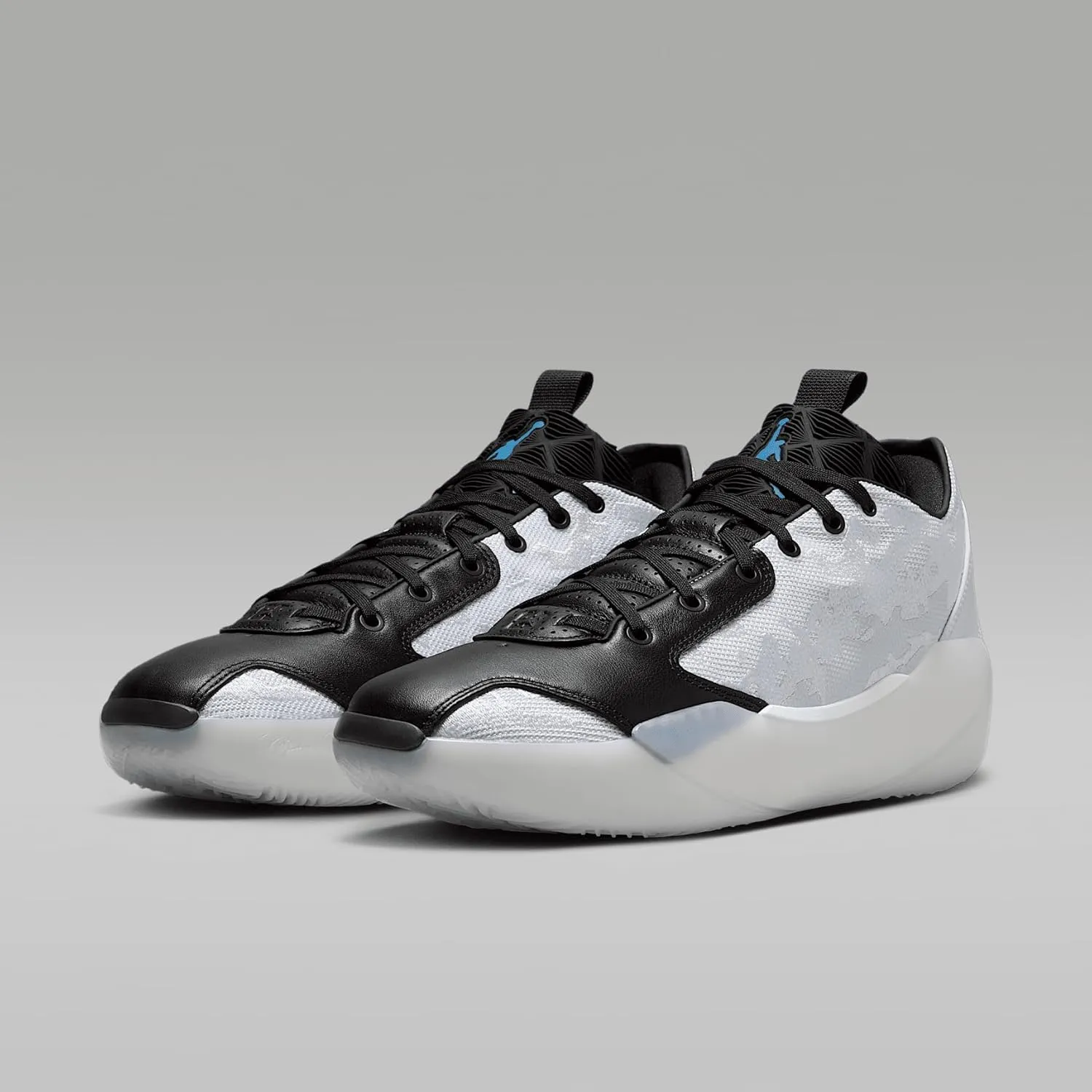 Air Jordan XXXIX Croix Basketball Shoes (FQ0213-100, White/Black/Dark Powder Blue)