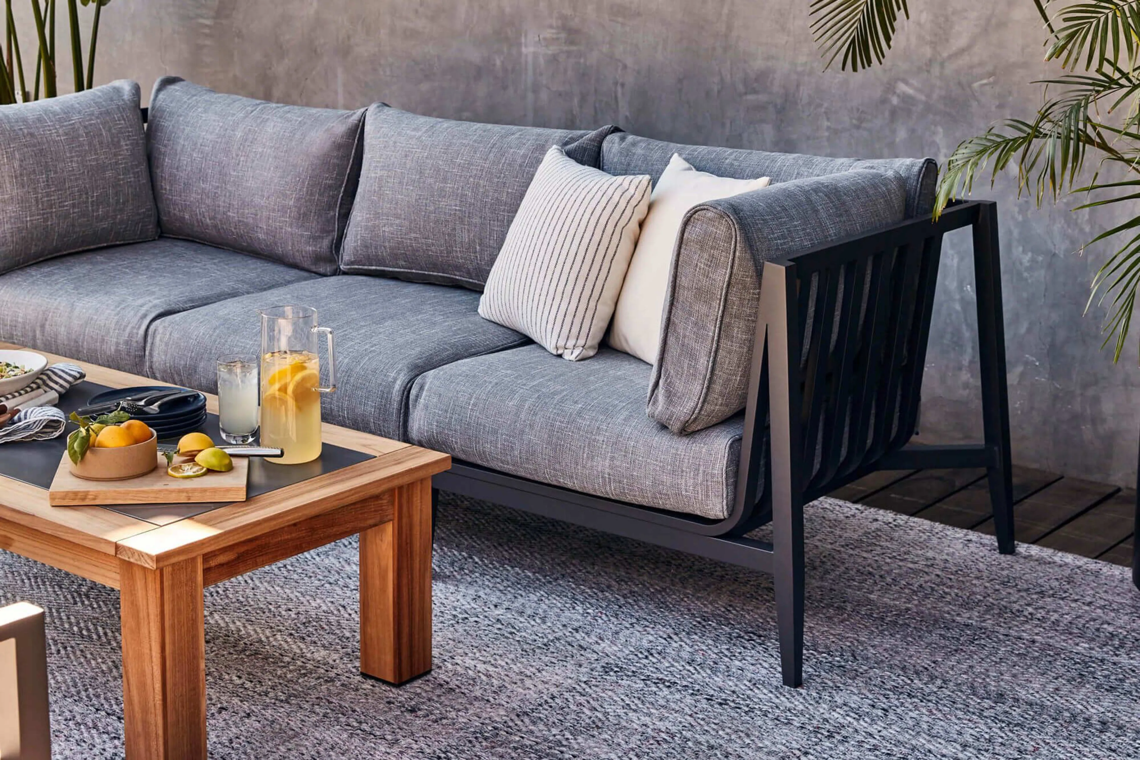 Aluminum Outdoor Sofa with Armchairs - 5 Seat By Outer