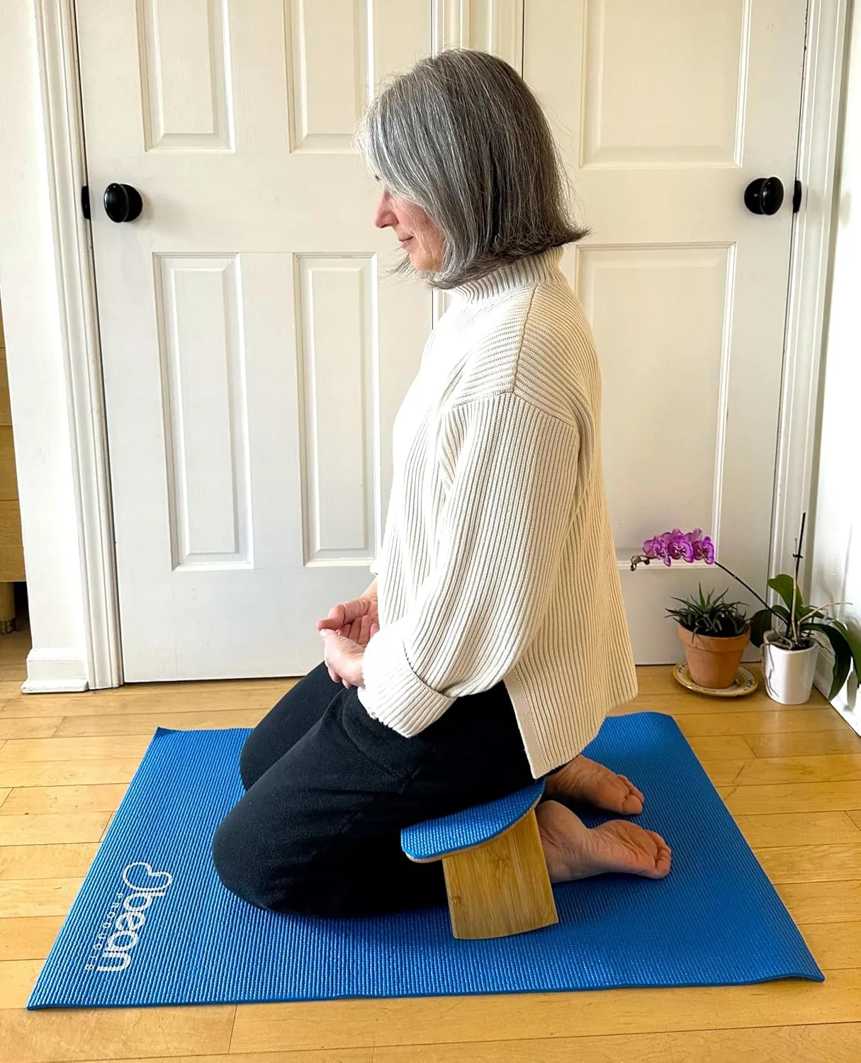 Bean Products Bamboo Meditation Set Kneeling Folding Leg Bench, Floor Pad, Seat Pad, Carry Bag - Portable - Ergonomic, Eco Friendly, Sitting, Kneeling, Prayer, Seiza Meditation kit - Made in USA
