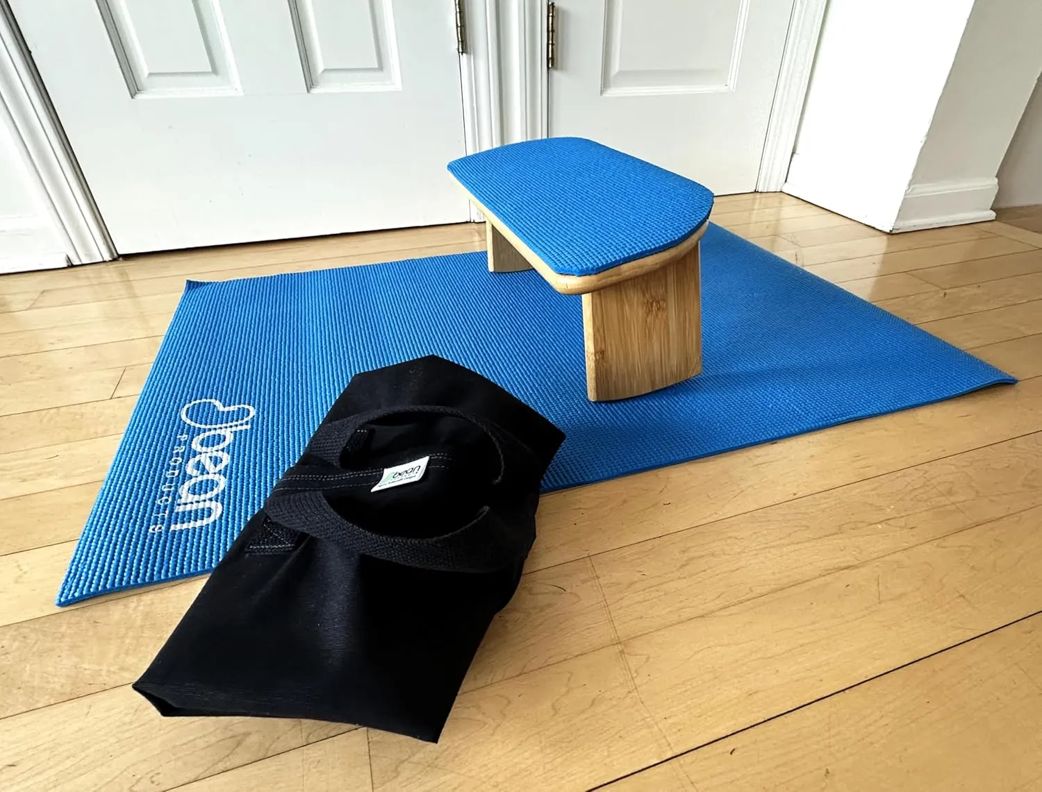 Bean Products Bamboo Meditation Set Kneeling Folding Leg Bench, Floor Pad, Seat Pad, Carry Bag - Portable - Ergonomic, Eco Friendly, Sitting, Kneeling, Prayer, Seiza Meditation kit - Made in USA