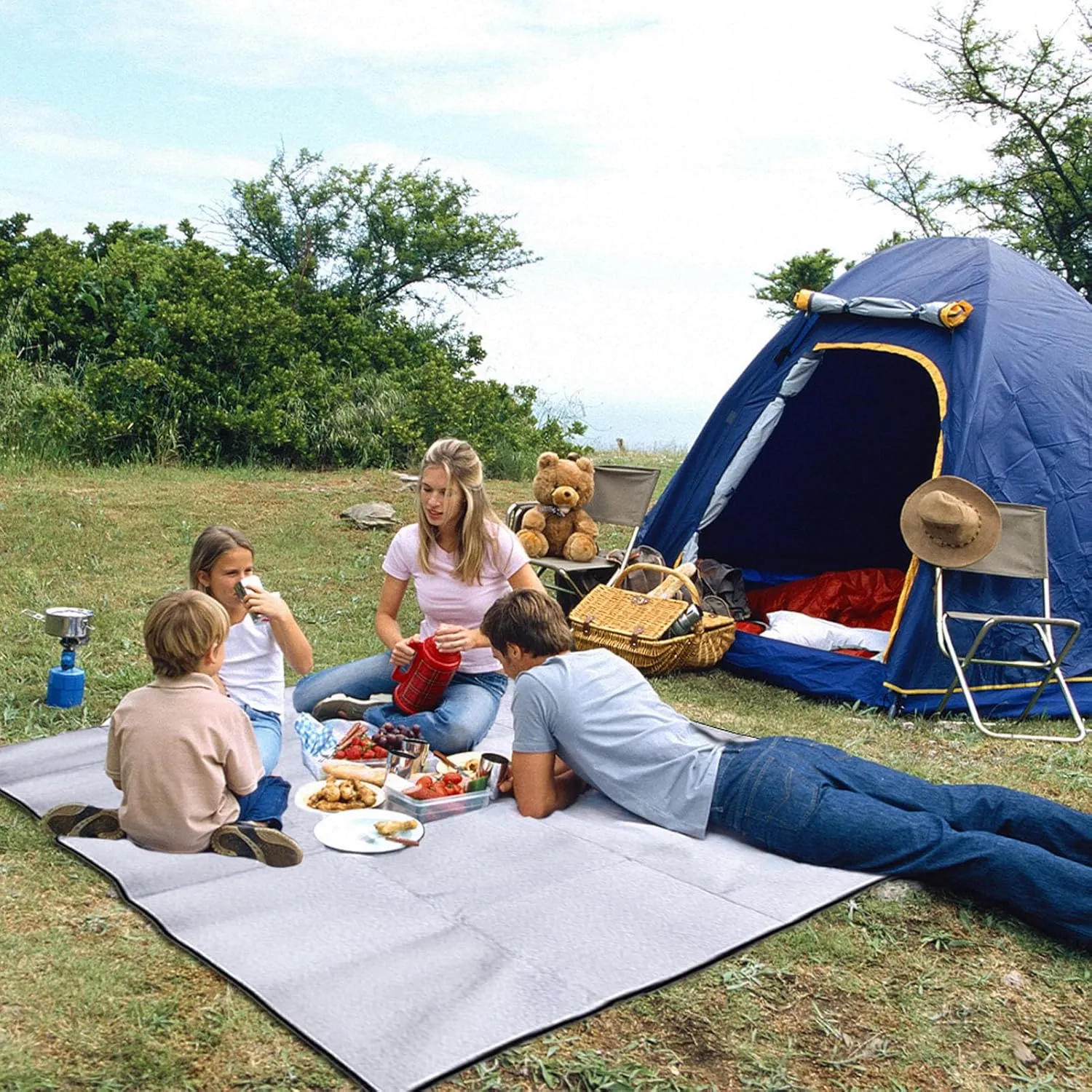 Camping Mat,Foam Foil Blanket Foam Pad Insulating Foil Mat for Camping