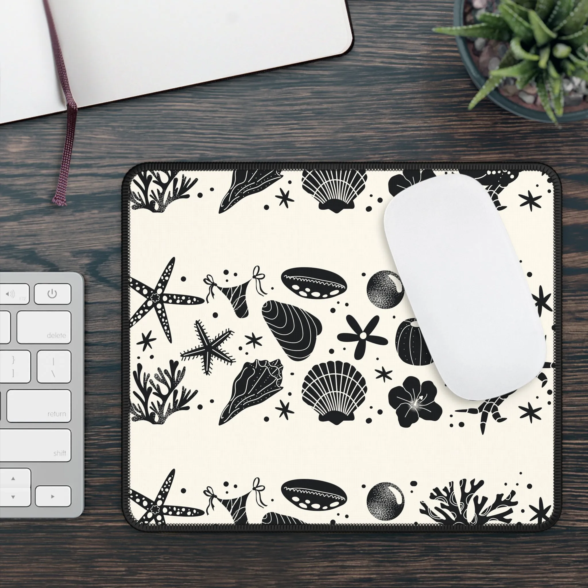 Coastal Sea Life Gaming Mouse Pad - Black & Cream Ocean Design for Gamer's Desk
