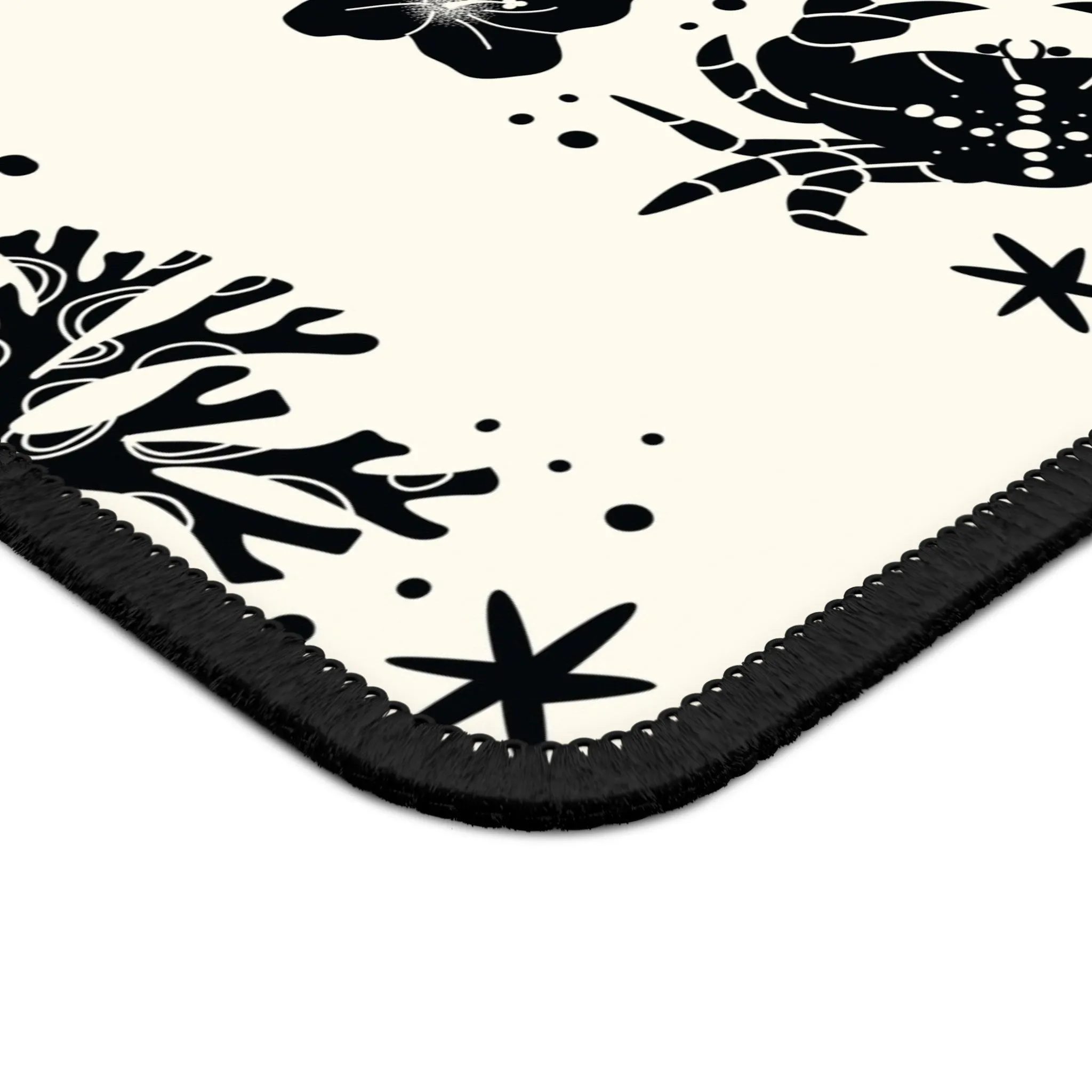 Coastal Sea Life Gaming Mouse Pad - Black & Cream Ocean Design for Gamer's Desk