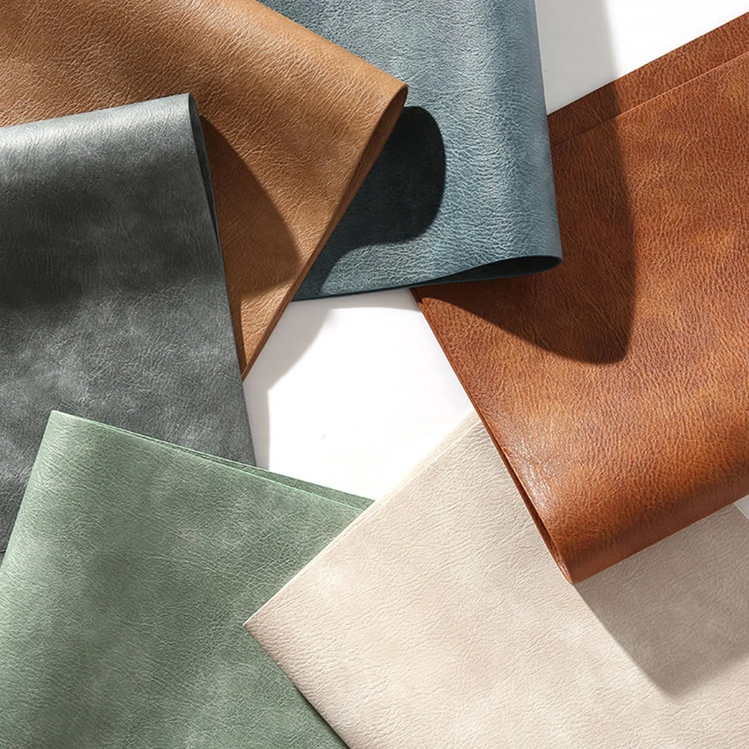 Cowhide Pattern Placemats Set of 6, Faux Leather Place Mats Heat Resistant Non-Slip Waterproof Wipeable Kitchen Dining Reversible Table Mat for Indoor & Outdoor,Camel
