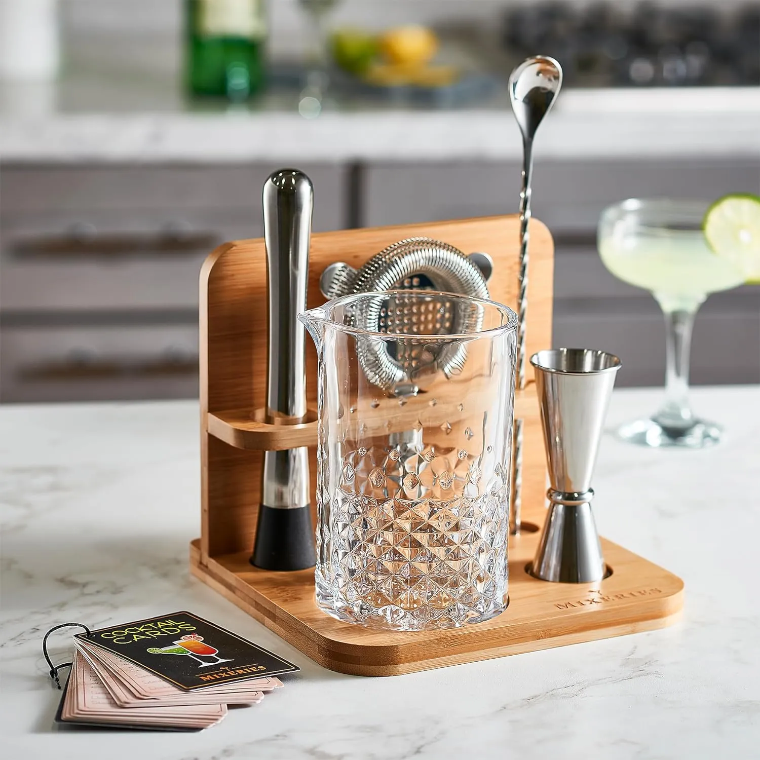 Crystal Cocktail Mixing Glass Set with Bamboo Stand - 22 Oz 650ml - Thick and Sturdy Bottom, Durable and Seamless Design with Bar Accessories Gift Set