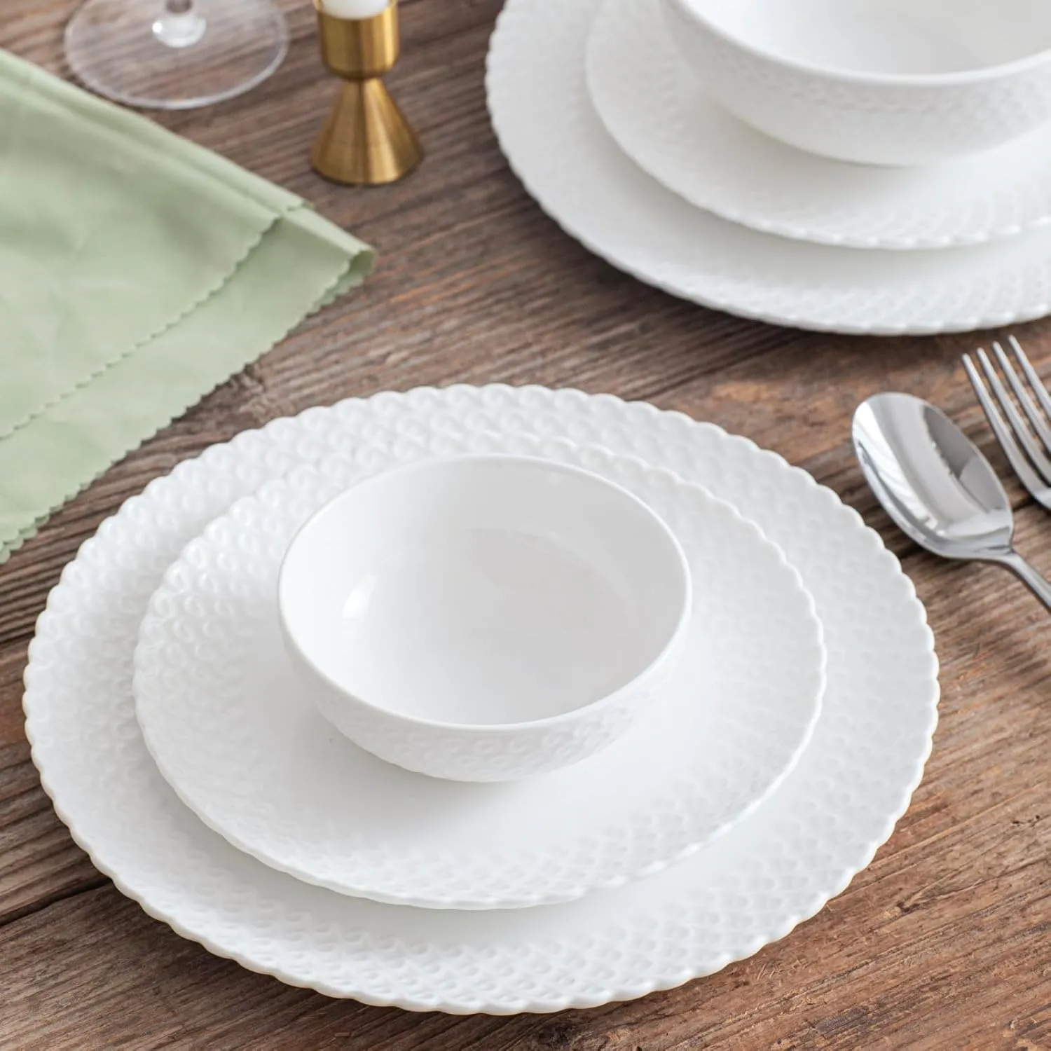 Dinnerware Set, 24 Piece Plates and Bowls, Porcelain Dinner Set for 6, Modern Dish Sofia Collection