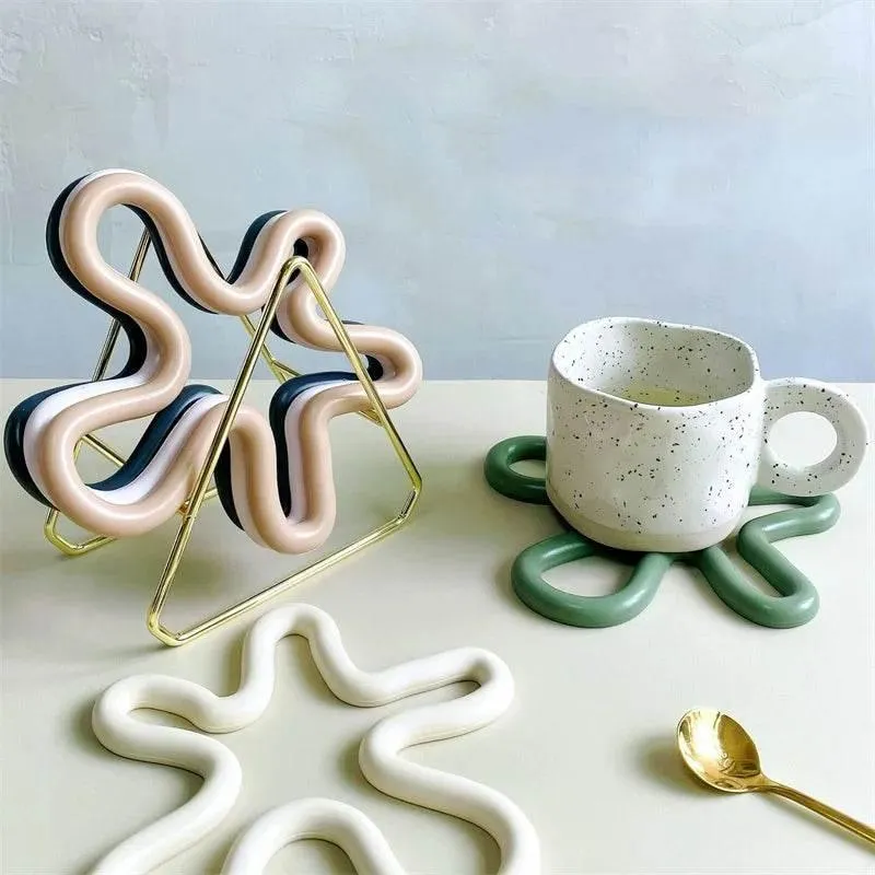 Geometric Silicone Table Mats Set  Non-Slip Coasters and Heat-Resistant Pot Holder
