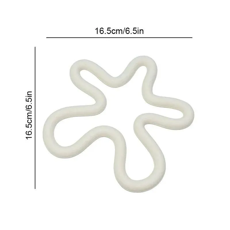 Geometric Silicone Table Mats Set  Non-Slip Coasters and Heat-Resistant Pot Holder