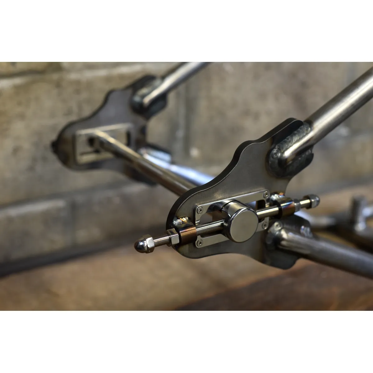 Indian Larry Custom Axle Kit