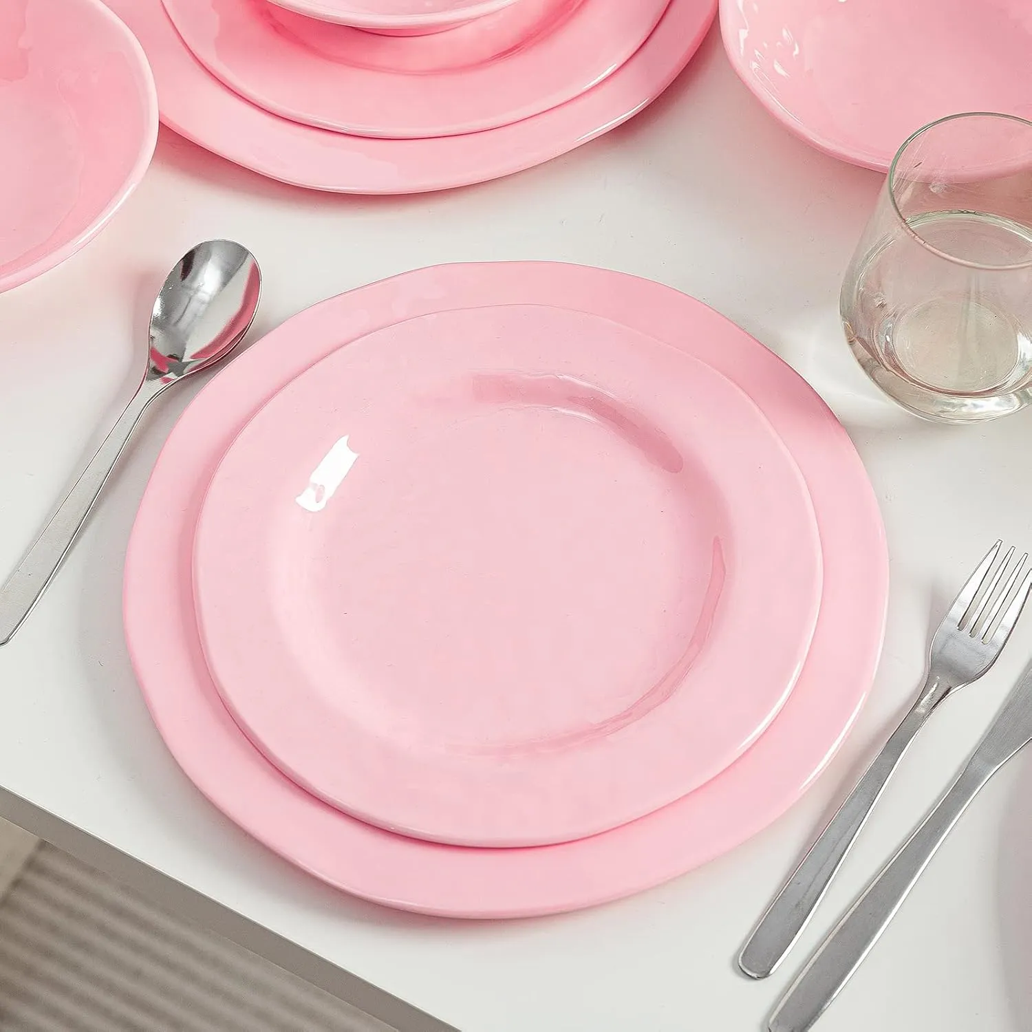 LEHAHA Pink Dishes Melamine Dinnerware Sets, 12 Piece Kitchen Plates and Bowls Dinnerware Sets, Lightweight, BPA free Melamine Dishes for Girls, Valentine's Day, Mother's Day.