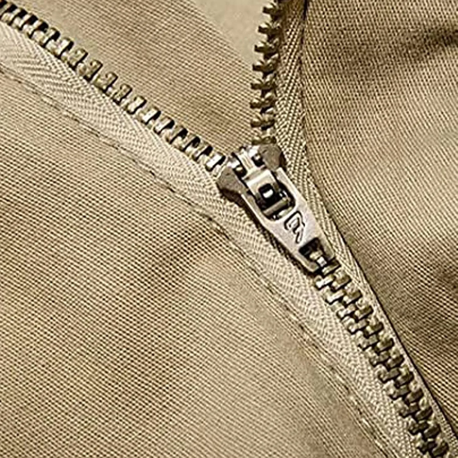 Mens Casual Shorts Stretch Waist Multi Pocket Relaxed Fit Cargo Shorts Outdoor Fashion Sport Tooling Shorts No Belt