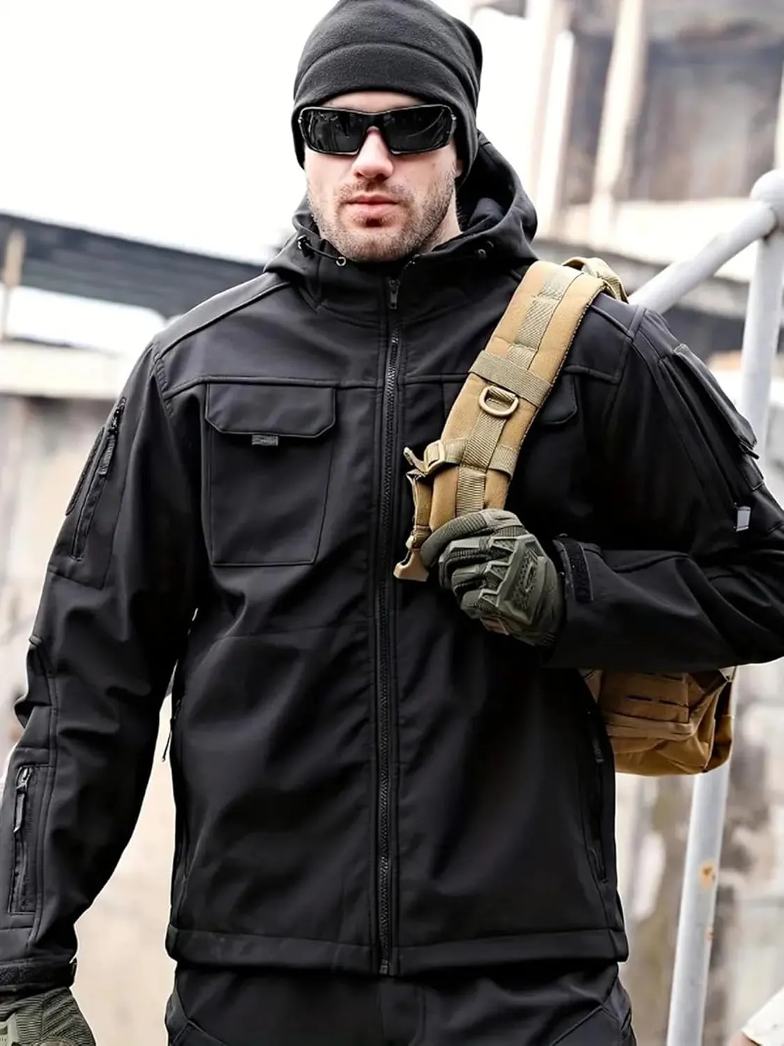 Men's Tactical Soft Shell Jacket Lightweight Water-Resistant Spring Fall Windbreaker Zip up Hooded Coat with Pockets