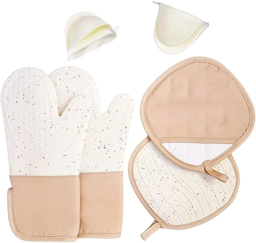 Non-Slip Heat Resistant Silicone Oven Gloves Set