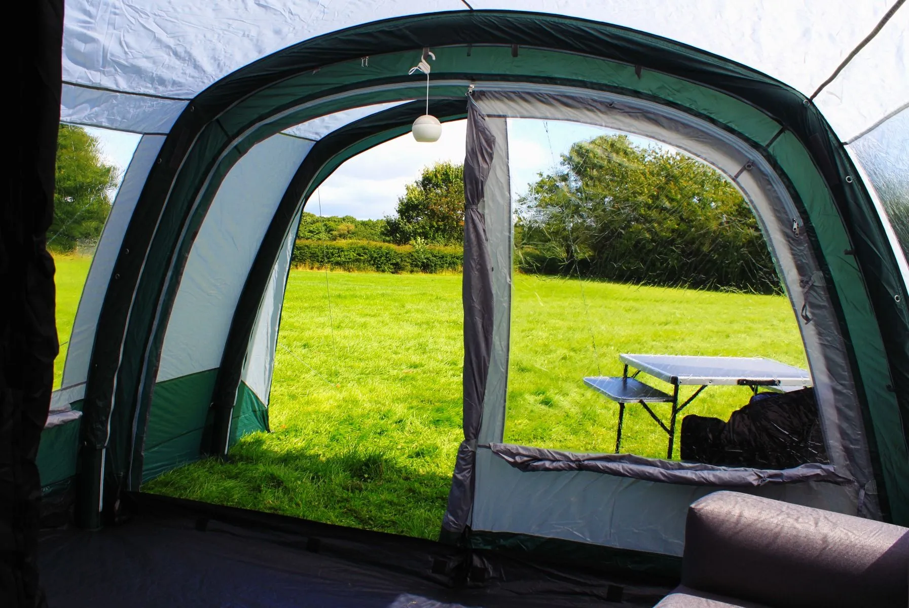Outdoor Revolution Atom 500 Family Air Tent