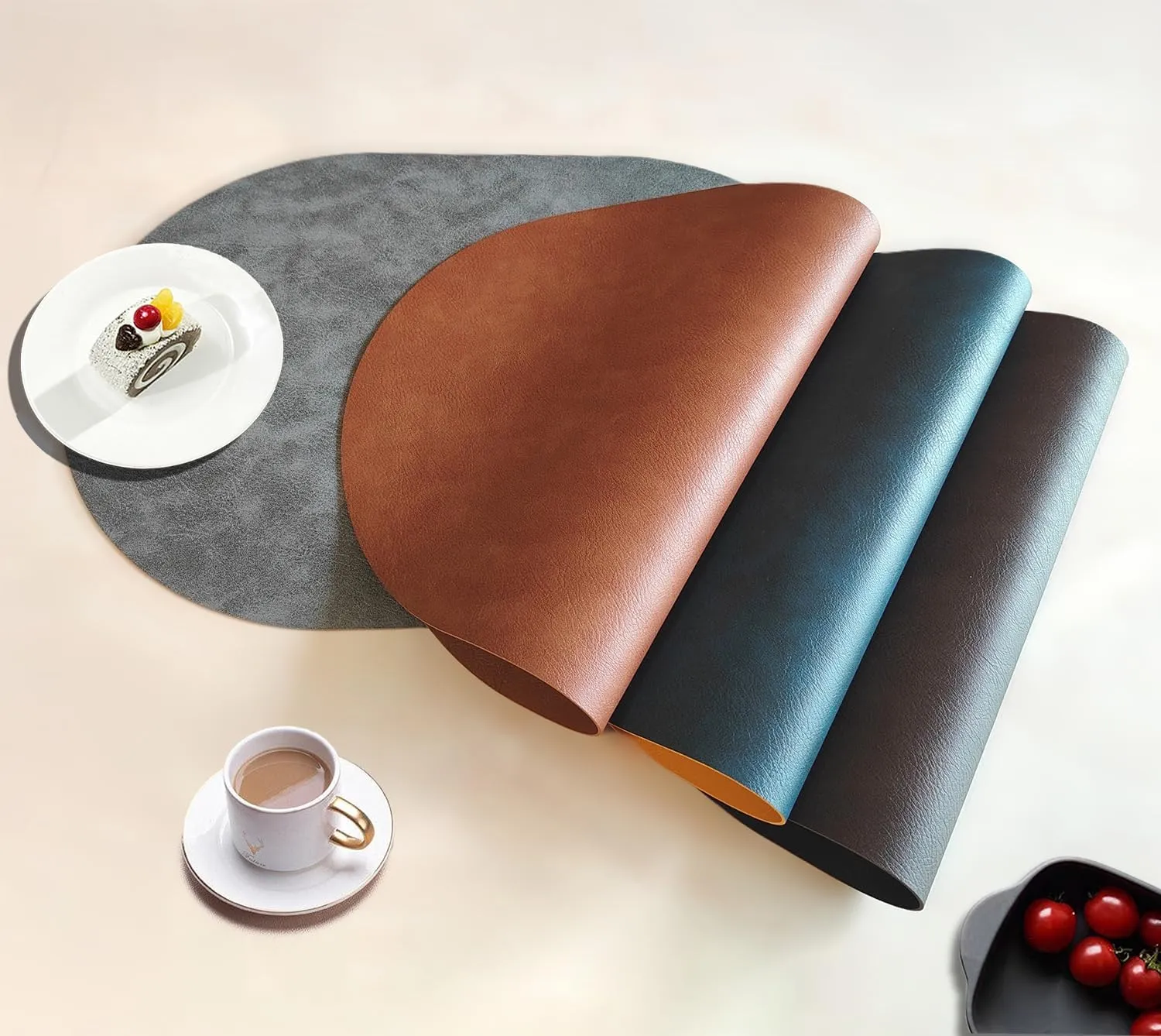 Oval Leather Placemats Set of 6 Washable,Heat Resistant Table Mats for Dining Table, Durable and Easy to Clean for Daily Use (Walnut)