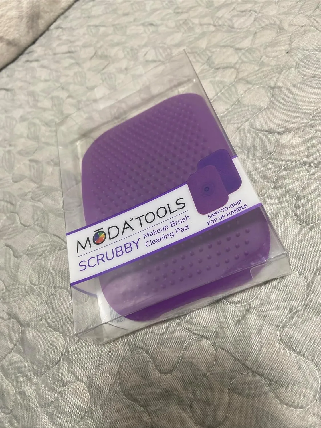 Scrubby Makeup Brush Cleaning Pad, Purple, Easy-to-Grip Pop Up Handle