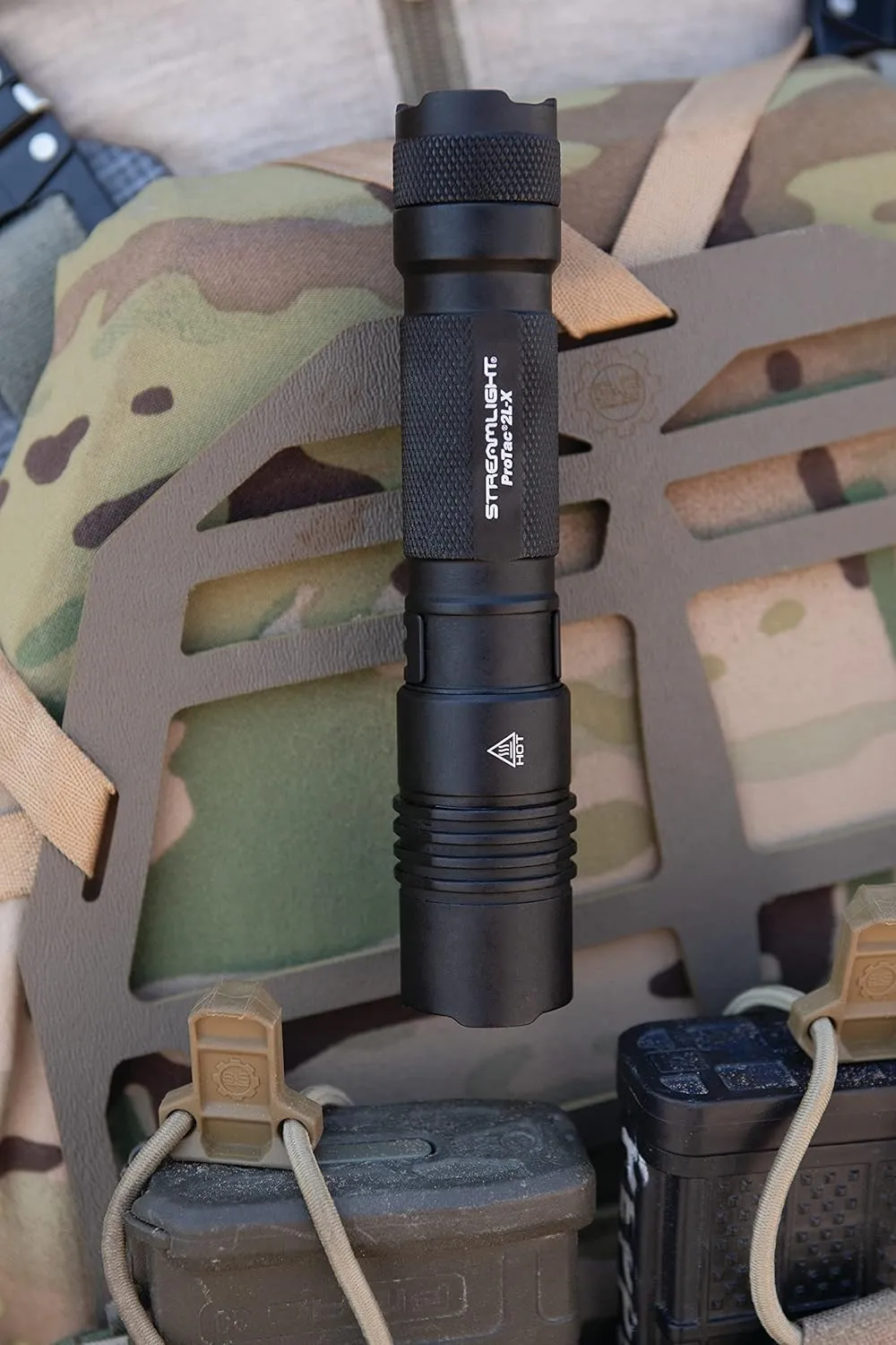 Streamlight 88082 ProTac 2L-X USB 500-Lumen Multi-Fuel EDC High Performance Multi-Fuel Tactical Flashlight, USB Cable, Holster, Clip, Retail Clear Packaging, Black