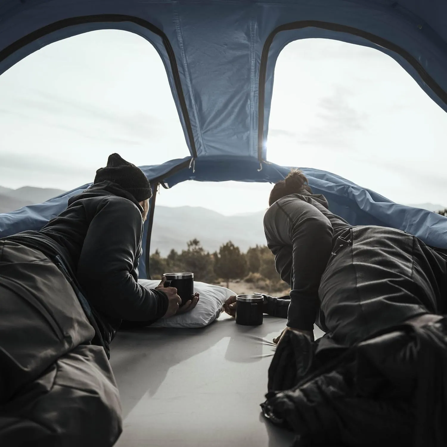 Thule Approach Rooftop Tent - Medium