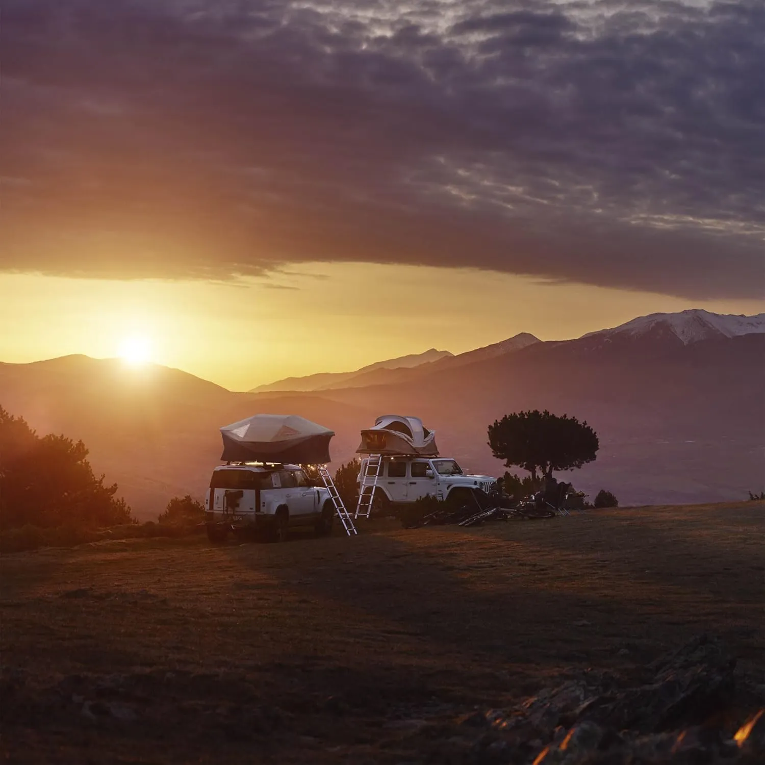 Thule Approach Rooftop Tent - Medium