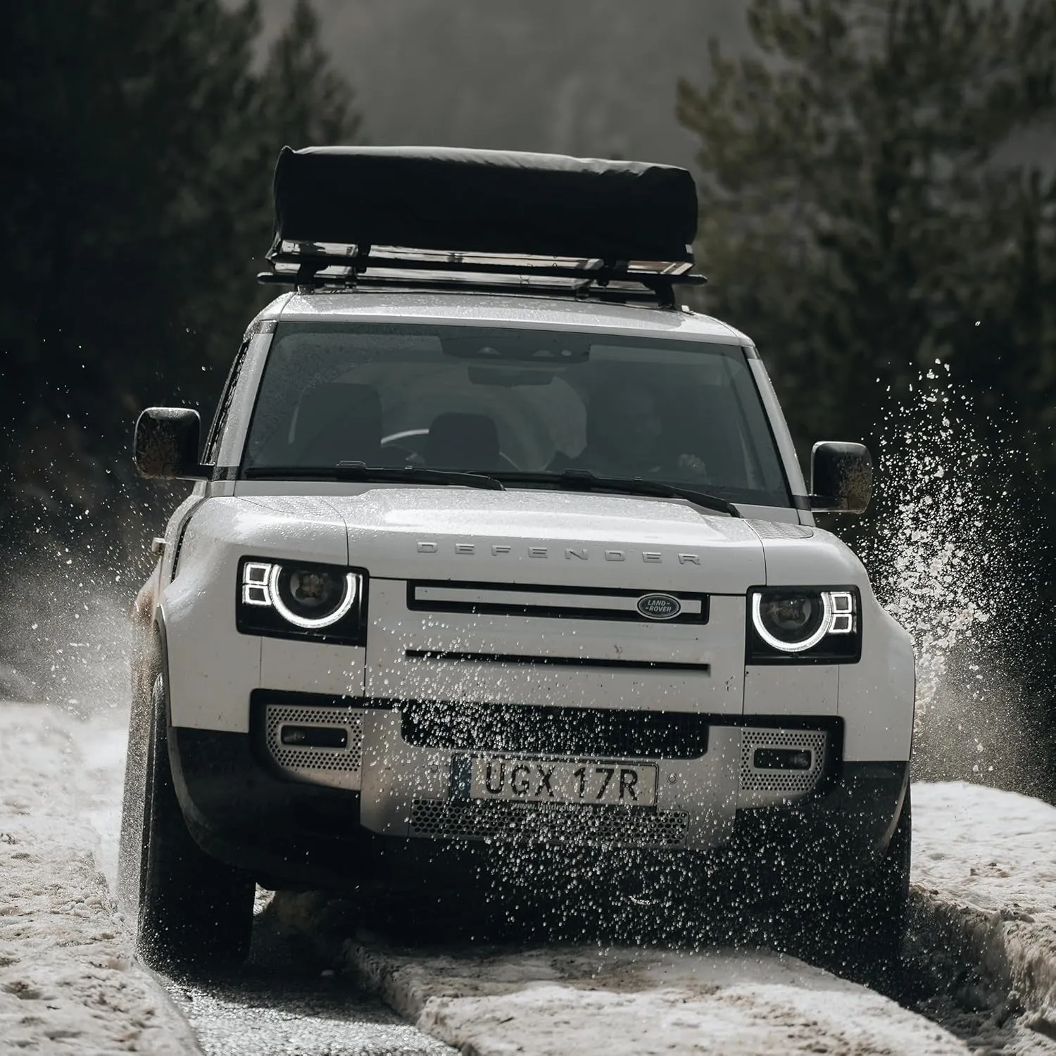 Thule Approach Rooftop Tent - Medium