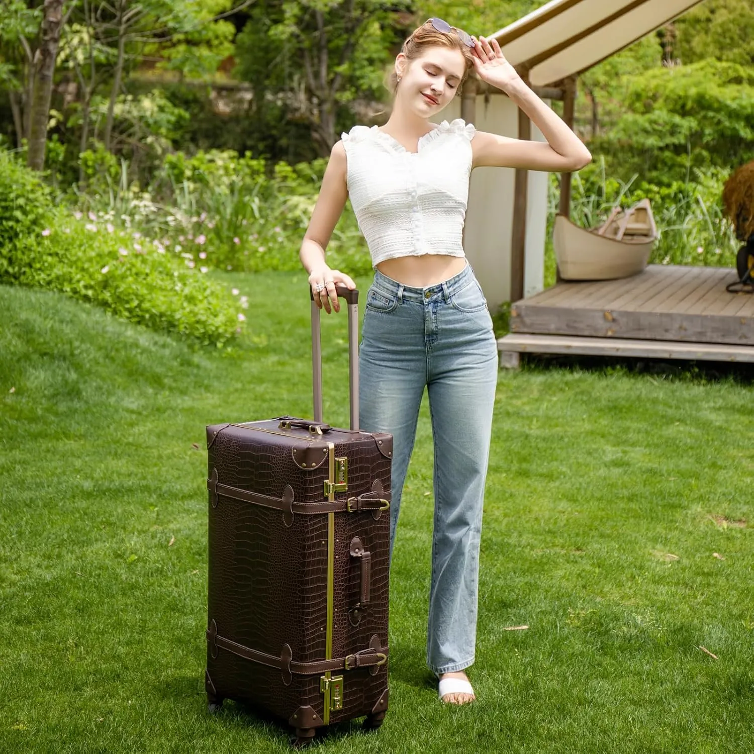 urecity Vintage Luggage Set of 2, Retro Suitcase Trunk with Wheels for Men and Women, Cute Designer Travel Luggage Set with Boarding Tote, Luggage Zipperless TSA Approved (20" 12", Brown)